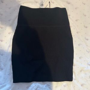 Babaton Sculpting Skirt